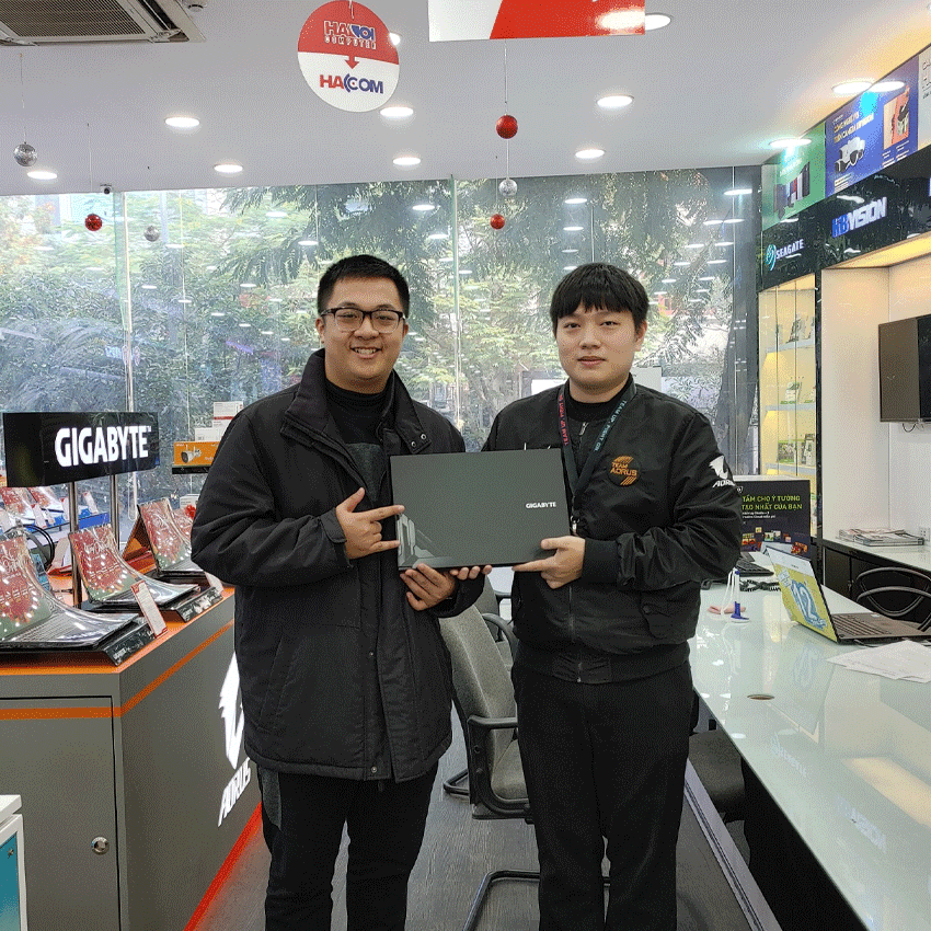 72029_laptop_gigabyte_gaming_g5_1.png 1