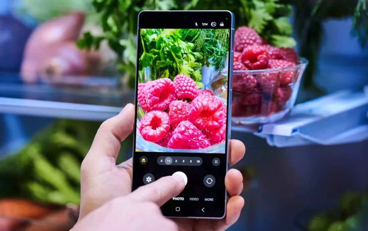 Samsung ra mắt cảm biến Isocell HP5 200MP nhỏ nhất cho smartphone