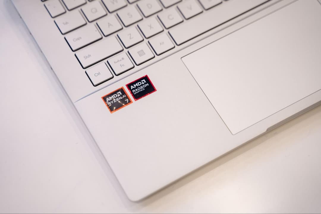 ASUS VIVOBOOK S14 AI – SANG, XỊN, ĐỈNH PERFORMANCE VỚI RYZEN AI THẾ HỆ MỚI