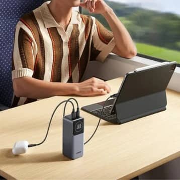 Pin sạc dự phòng Ugreen PB724 Power Bank 12.000mAh 100W 2