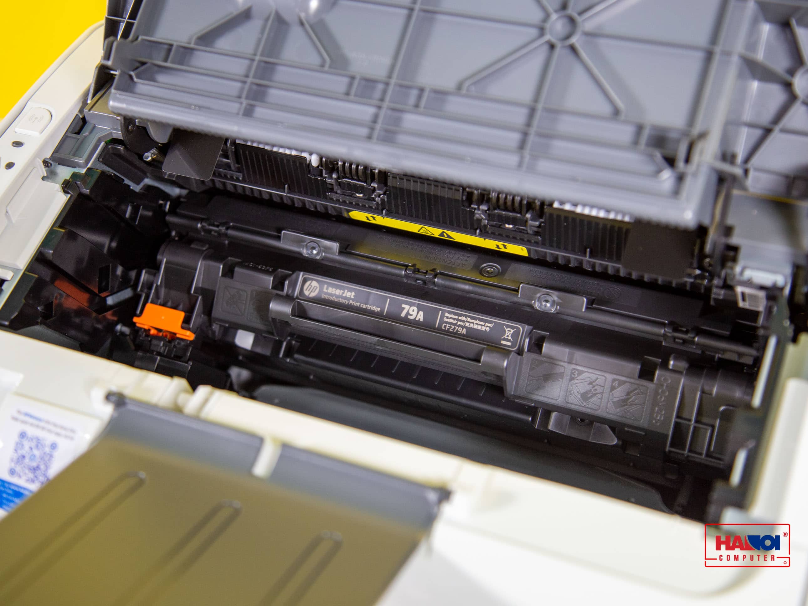 Bên trong và hộp mực của Máy In HP Pro M12w