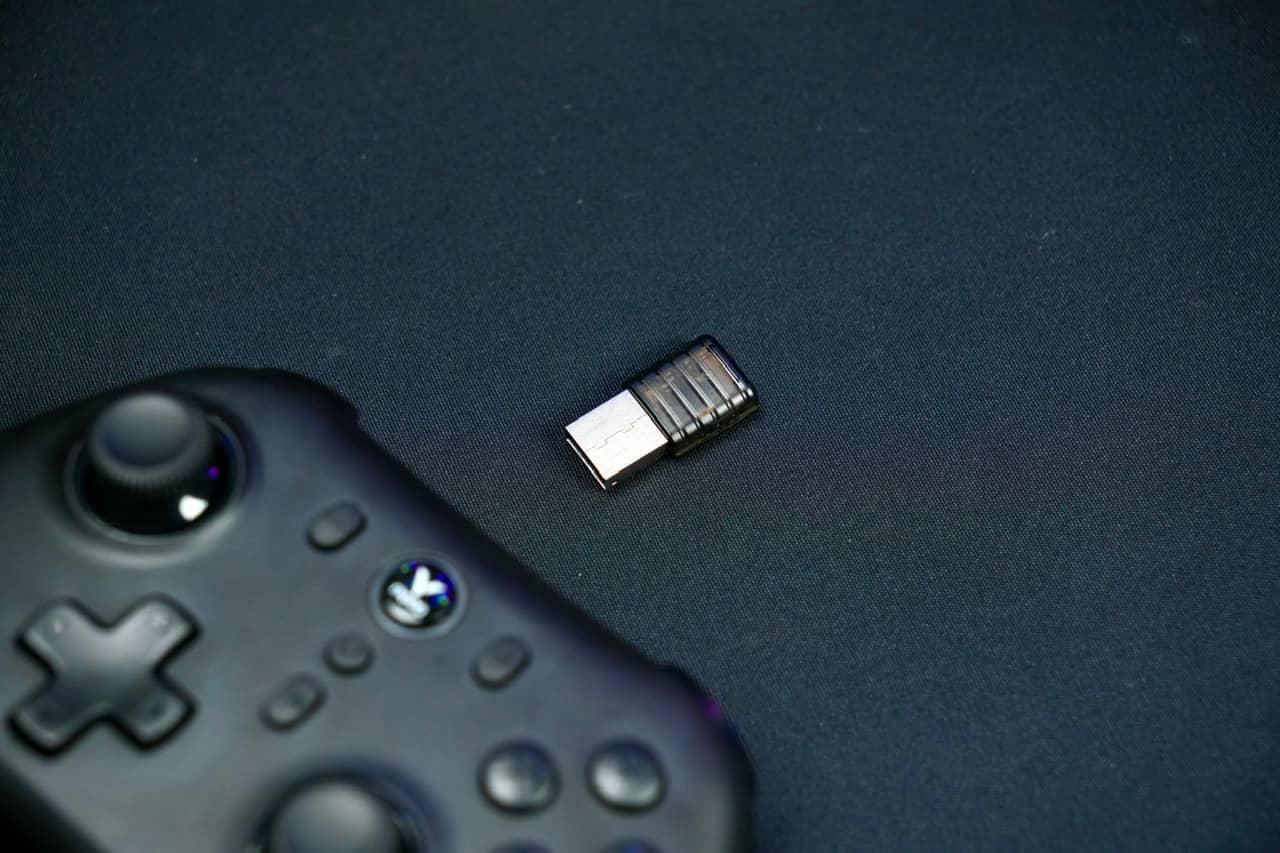 Tay cầm chơi game có dây Rapoo V600SE Màu Đen 6