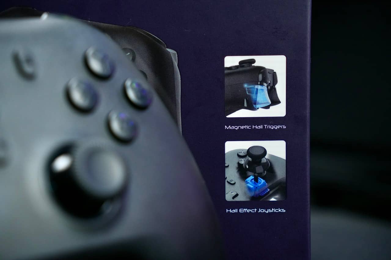 Tay cầm chơi game có dây Rapoo V600SE Màu Đen 8