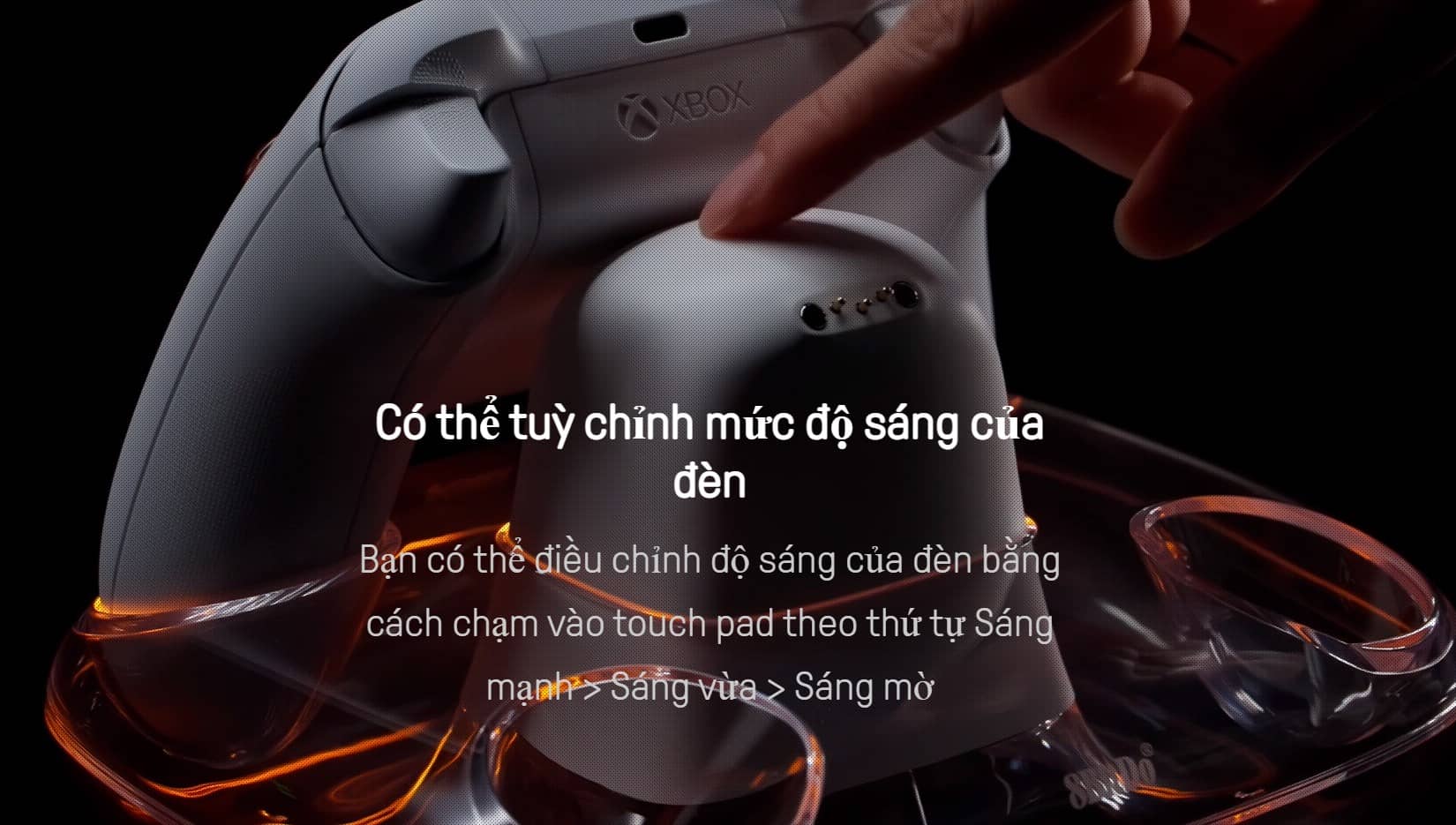 Dock Sạc 8BitDo đi kèm 2 đôi pin sạc 1100mAh dùng cho tay Xbox One/One S/Series X màu trắng
