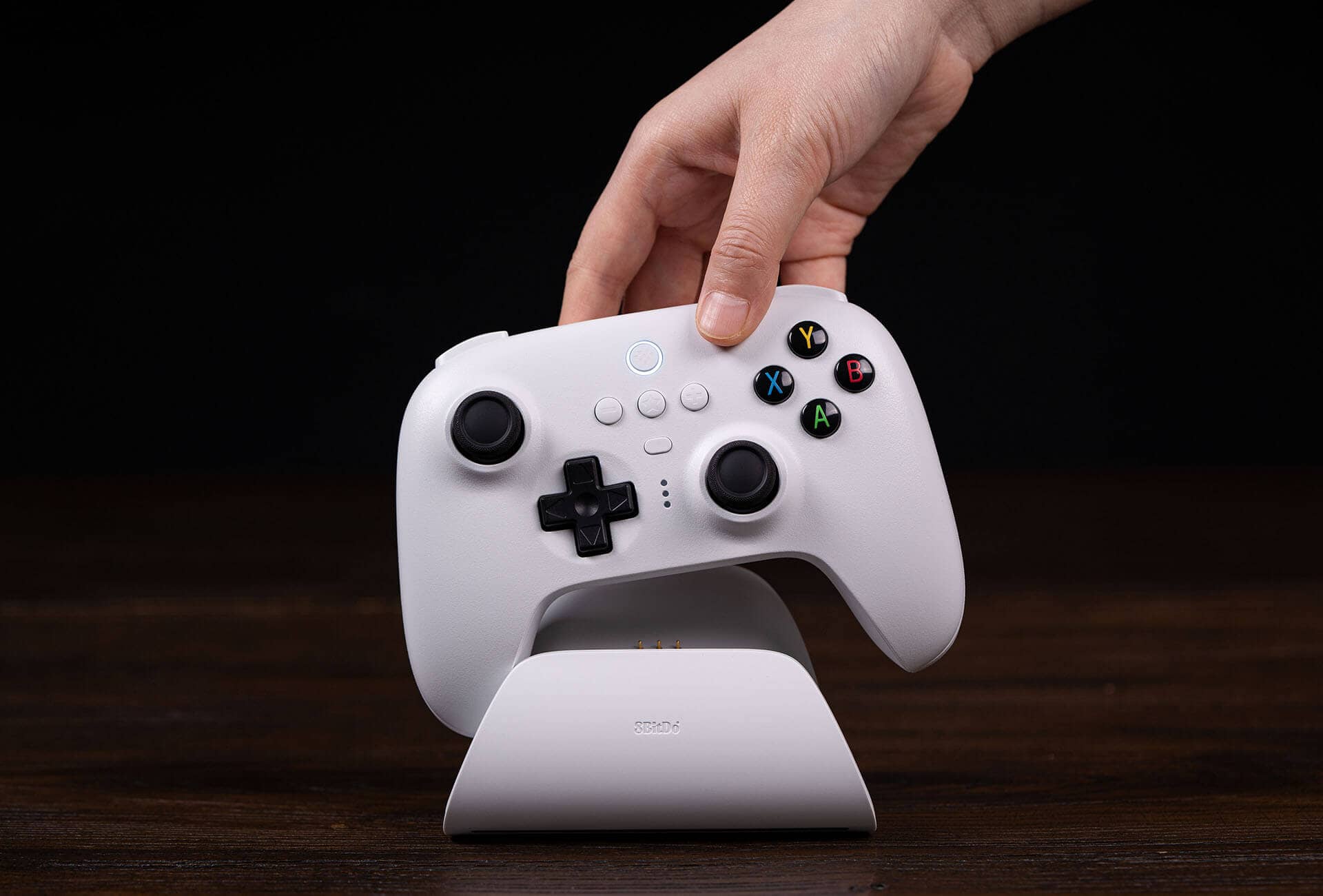 Tay cầm chơi game 8BitDo Ultimate 2.4G Wireless Controller kèm Dock Sạc 1