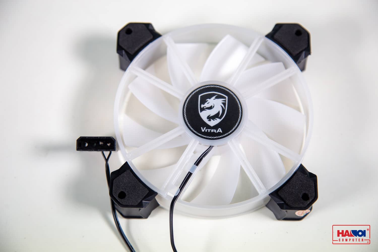 Fan Case Fan Vitra Snow RGB là fan LED RGB với tốc độ quạt mát lên tới 1500rpm cùng hiệu ứng LED RGB fix màu sắc nét.