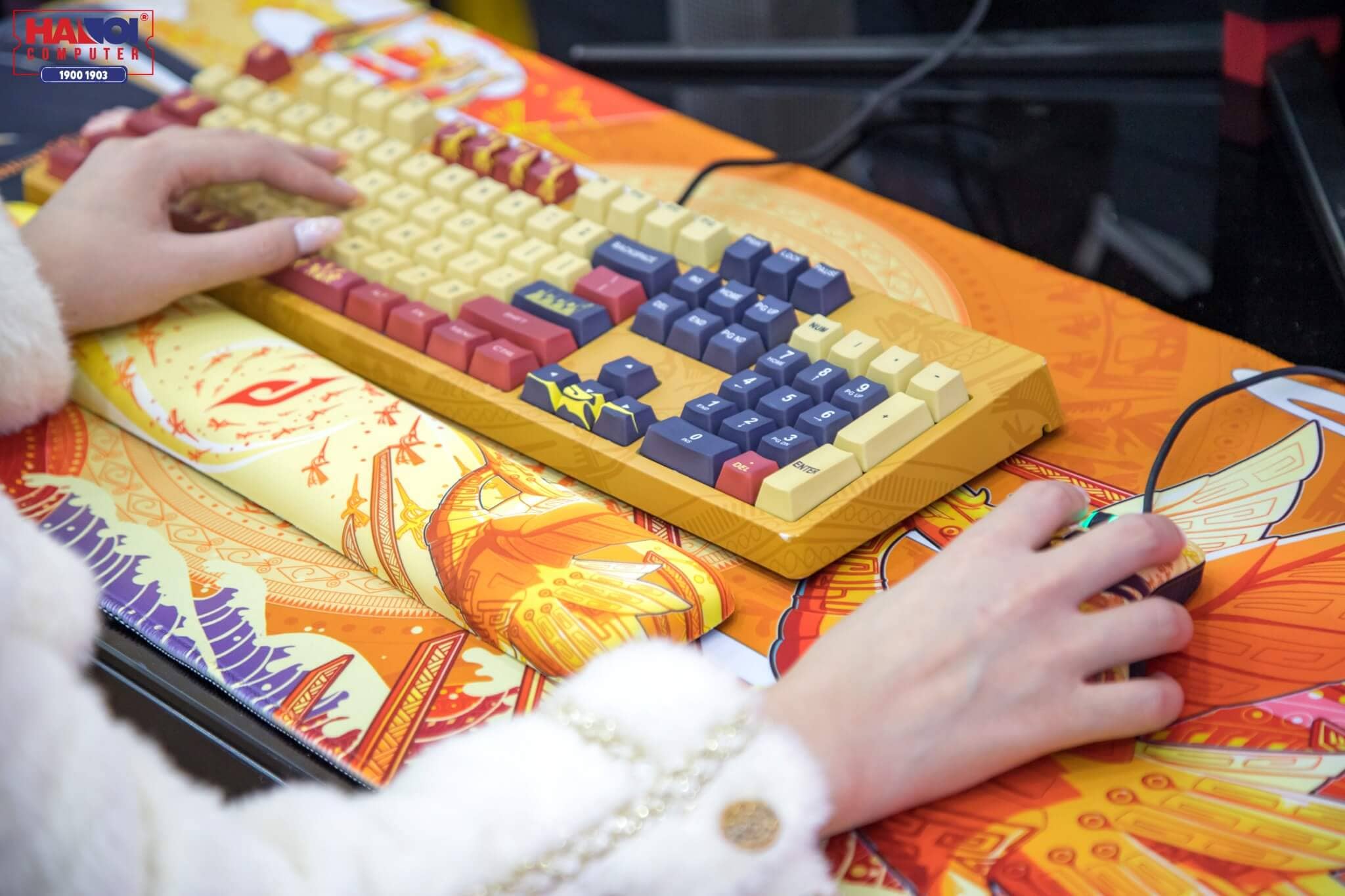 Chuột Edra EM640 Lạc Hồng (USB/Huano/12000DPI/ko led) 3