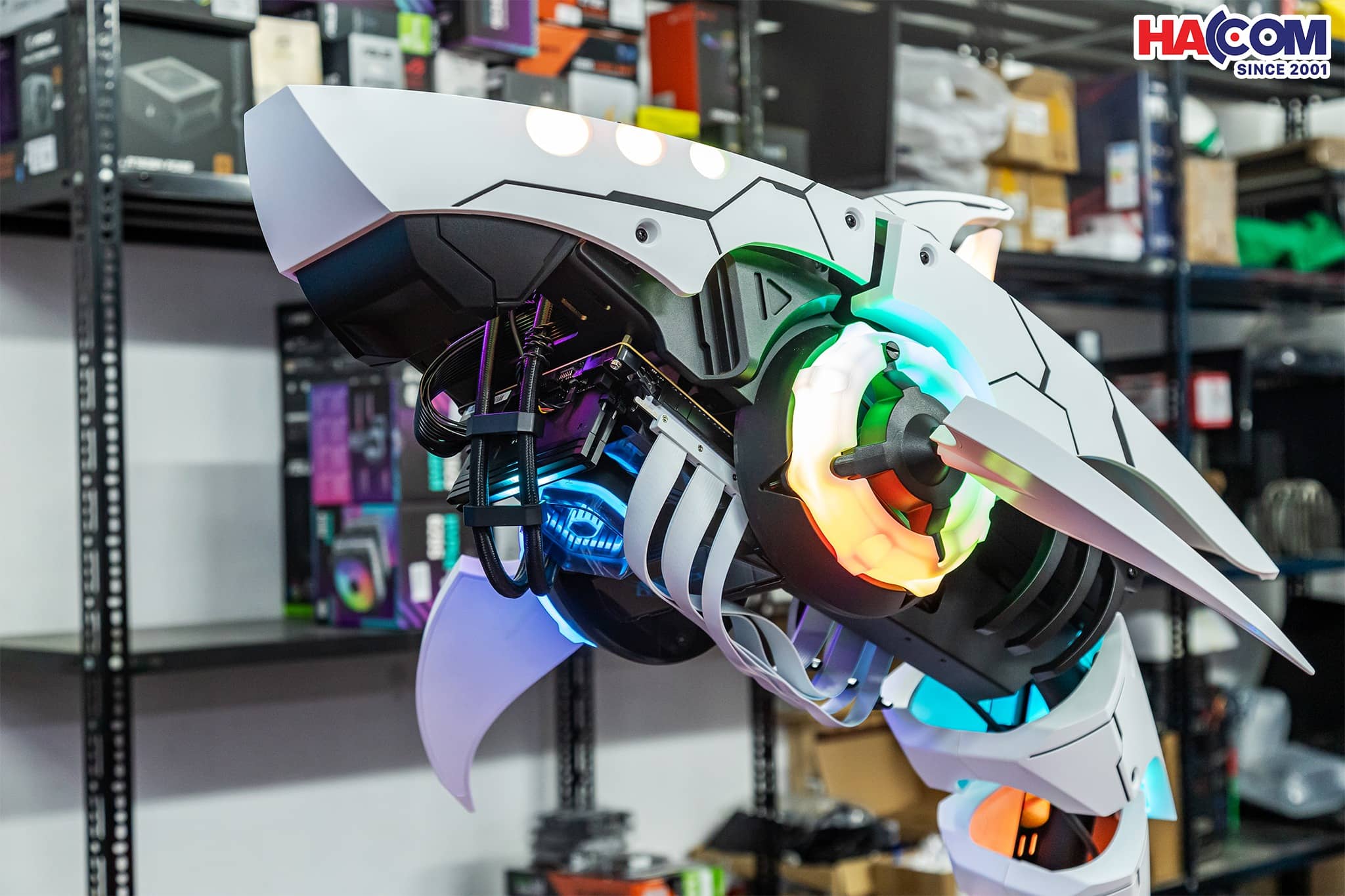 Case Cooler Master Shark X – “Cá mập” công nghệ cho dân chơi PC