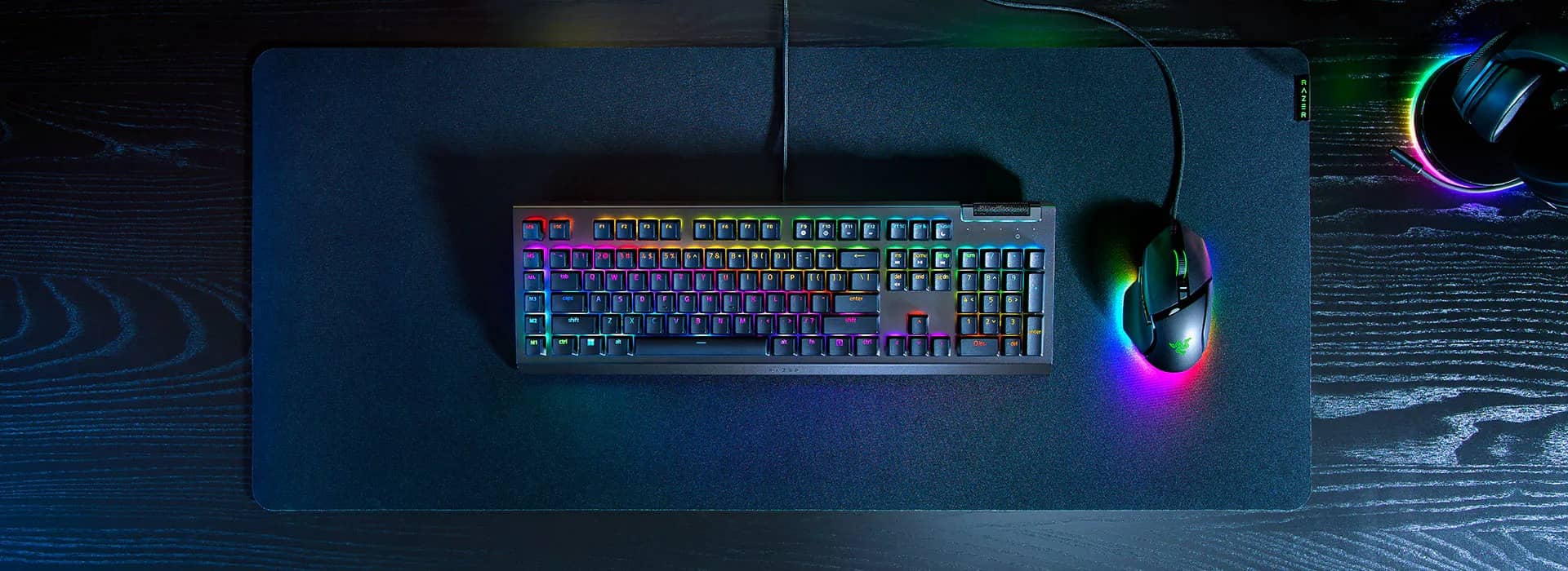 Bàn phím cơ gaming có dây Razer BlackWidow V4 1