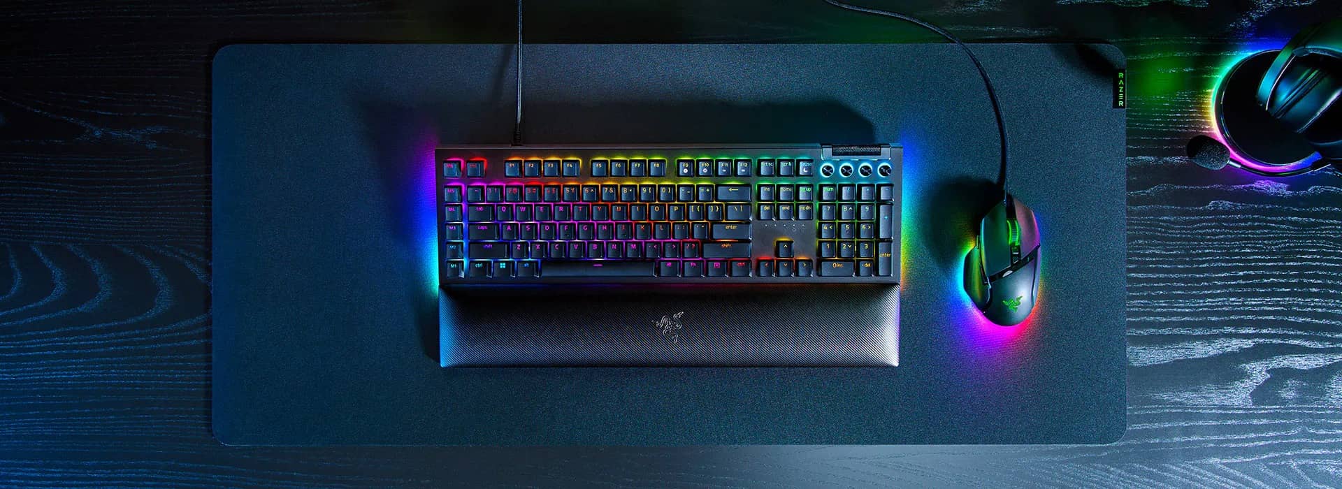 Bàn phím cơ gaming có dây Razer BlackWidow V4 1