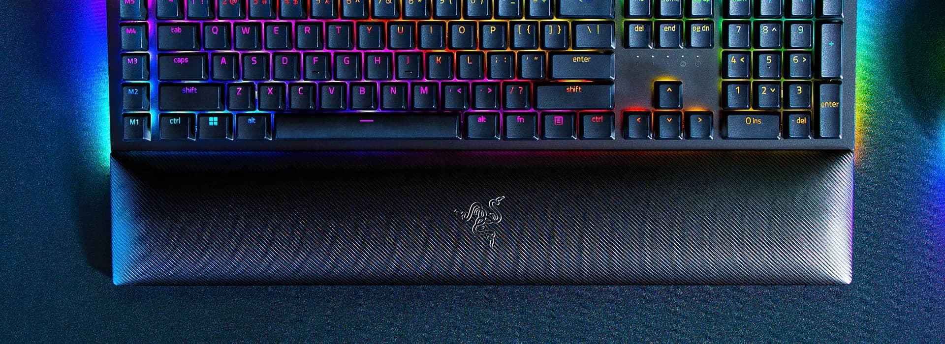 Bàn phím cơ gaming có dây Razer BlackWidow V4 3