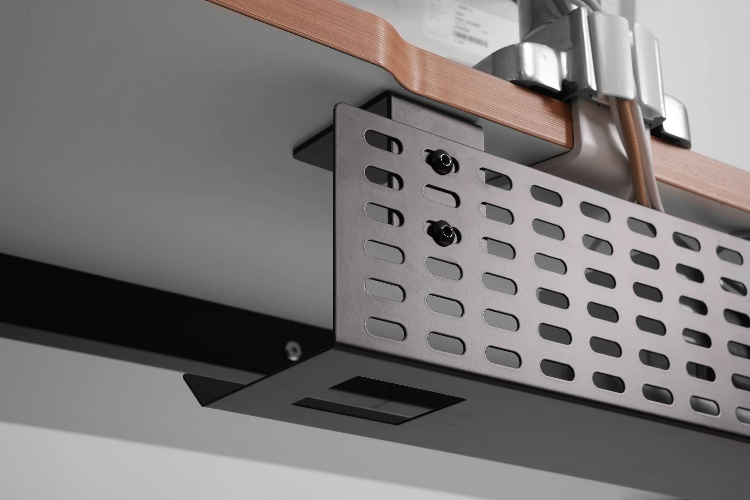 Khay giấu dây kẹp bàn HyperWork HPW-CM03-BLK Đen