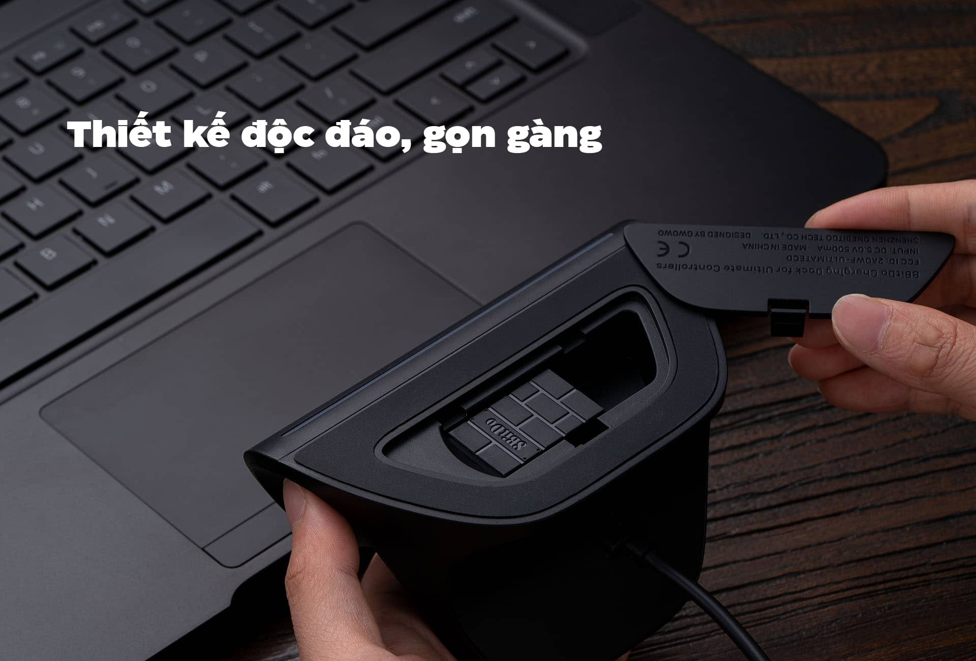 Tay cầm chơi game 8BitDo Ultimate Bluetooth Controller kèm Dock Sạc Màu Đen 4