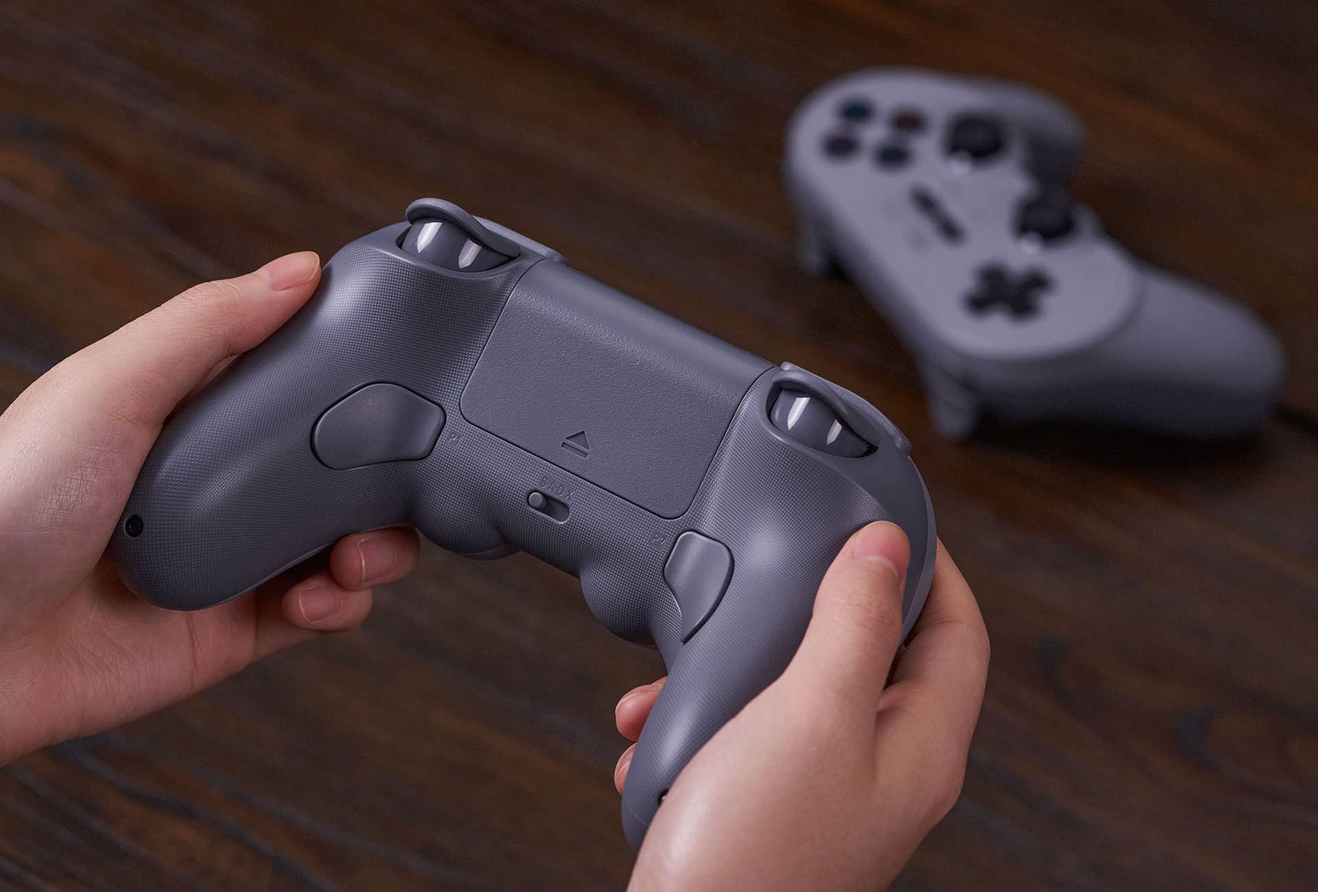 Tay cầm chơi game 8BitDo Pro 2 Bluetooth Gamepad G Clasic 2