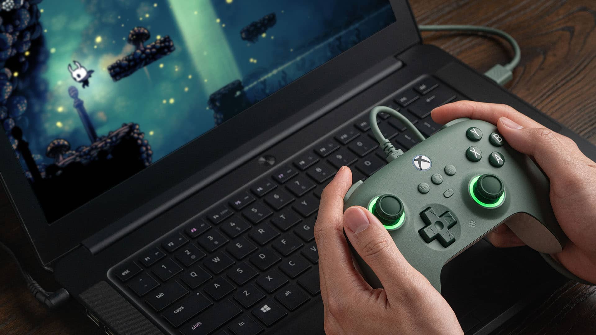Tay cầm chơi game 8BitDo Ultimate C Wired Controller cho Xbox Màu Dark Green 3