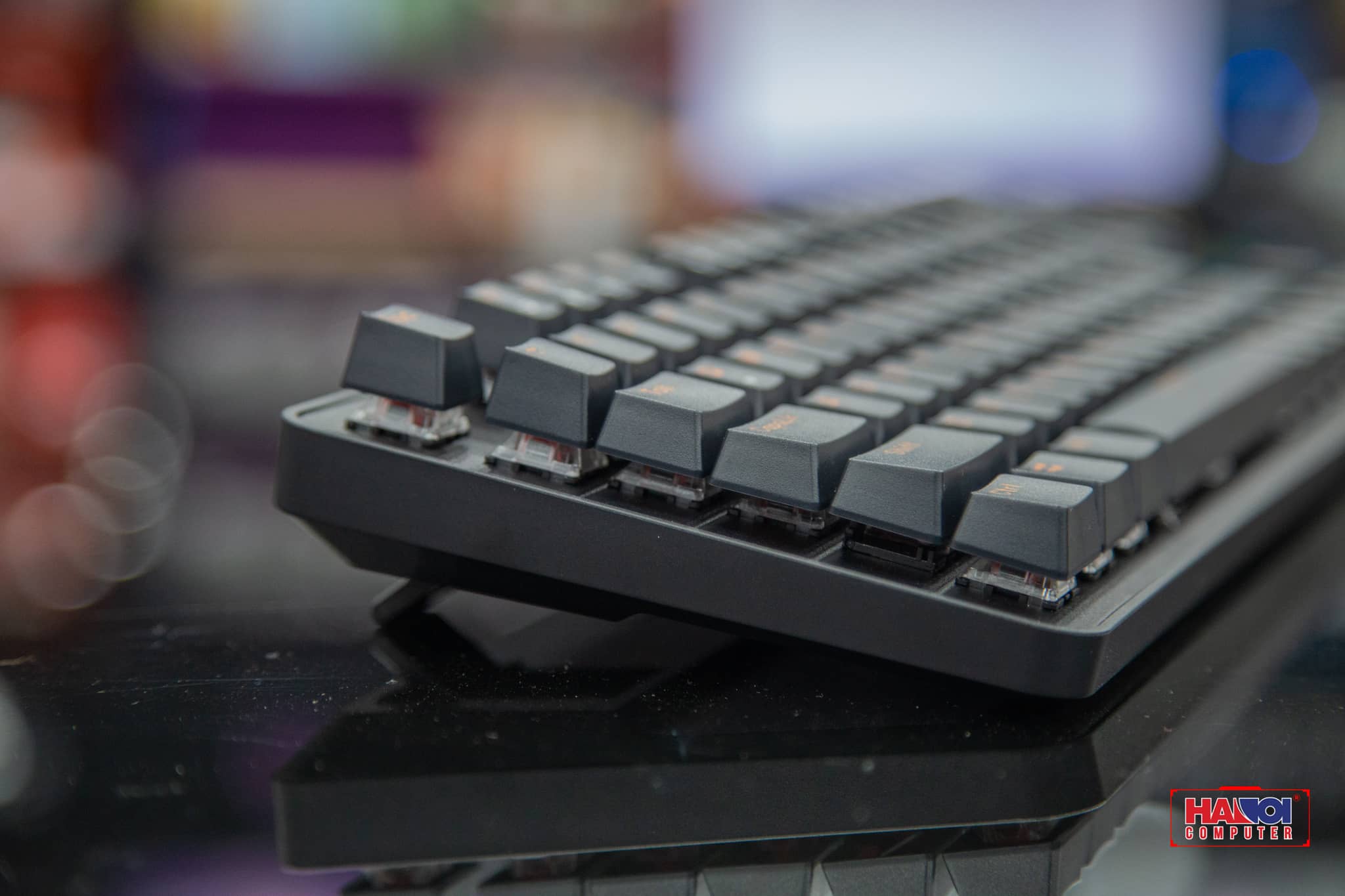 Bàn phím cơ không dây Dareu EK807G đen