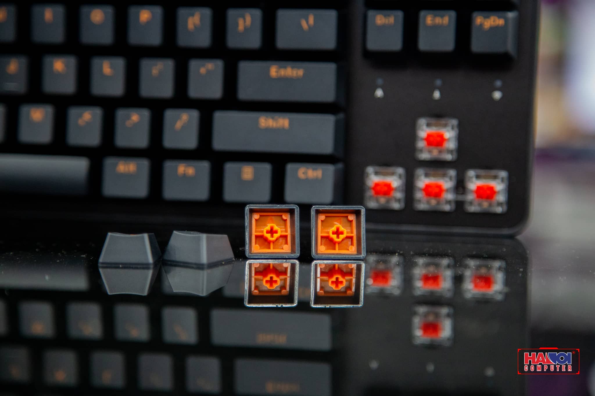 Bàn phím cơ không dây Dareu EK807G đen