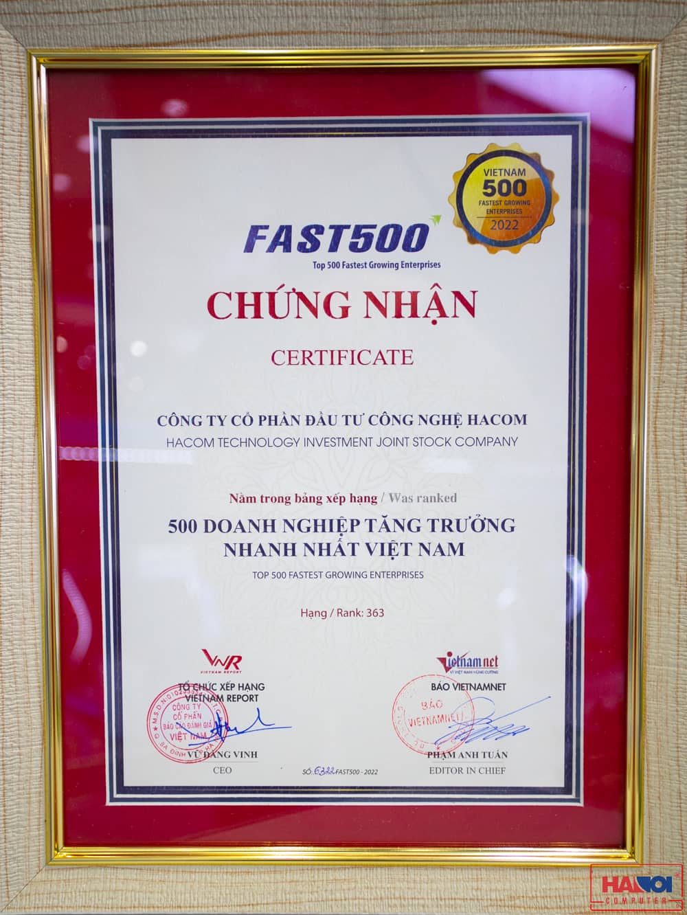 Con người HACOM đạt chứng nhận Top 500 thương hiệu tăng trưởng nhanh nhất Việt Nam