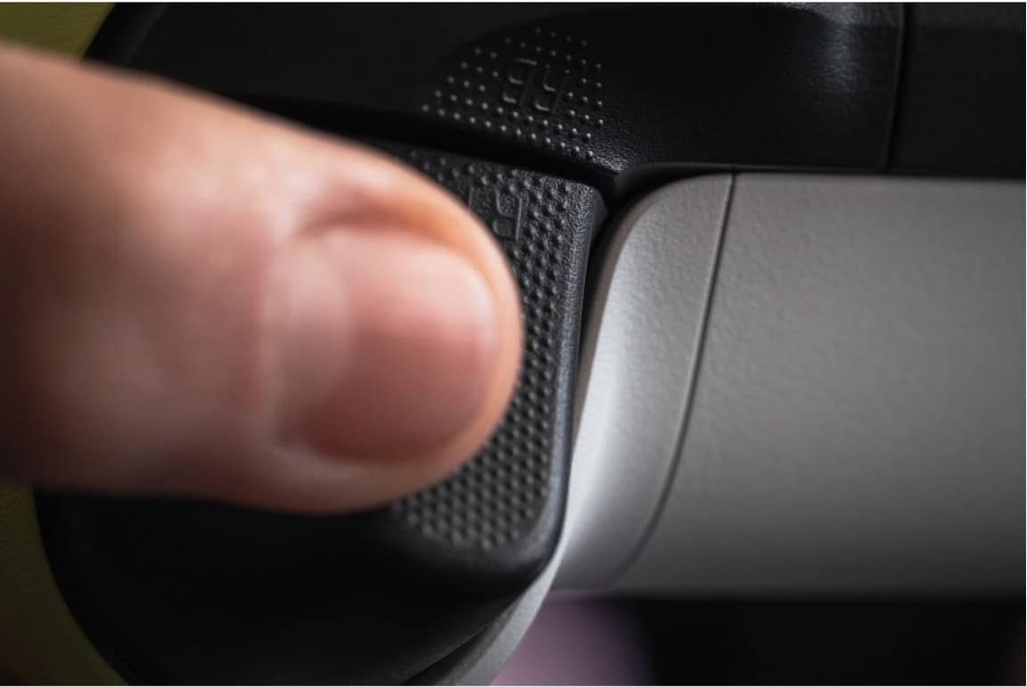 Tay cầm chơi game Xbox Series X Controller - Electric Volt ảnh 3