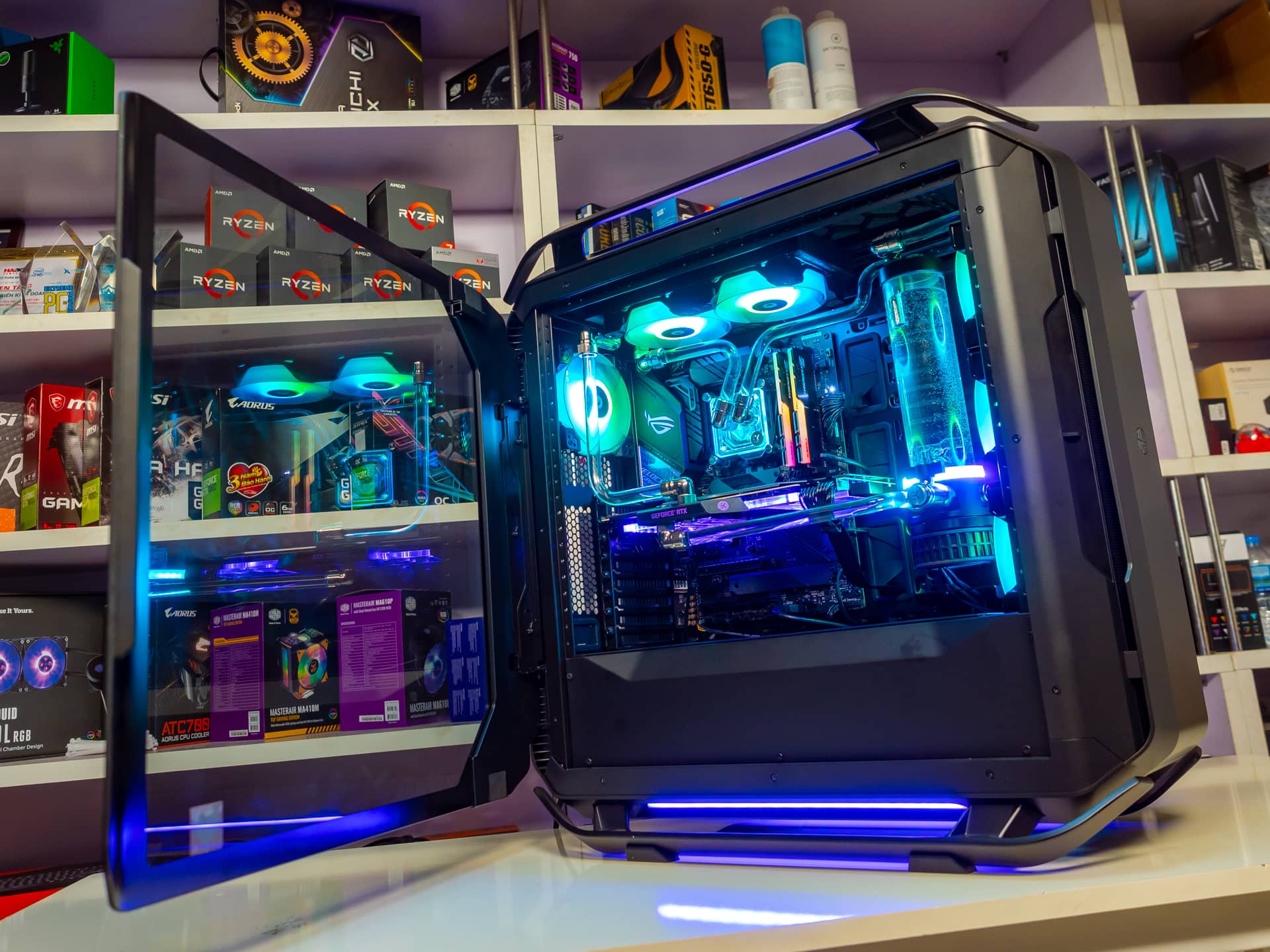 Case Cooler Master Cosmos C700P Black Edition (Mid Tower/Màu Đen) giới thiệu