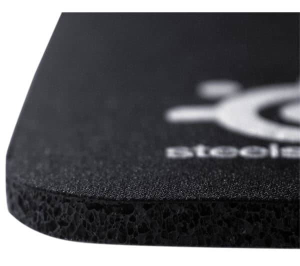 Mouse Pad SteelSeries QcK Heavy Medium 63827 (270 x 320 x 6mm) có độ dày cực lớn