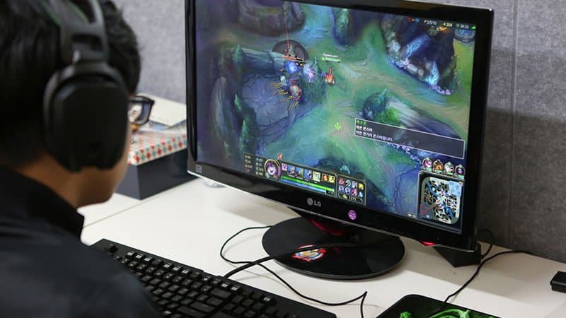 FPS là gì? FPS bao nhiêu là phù hợp để chơi game?