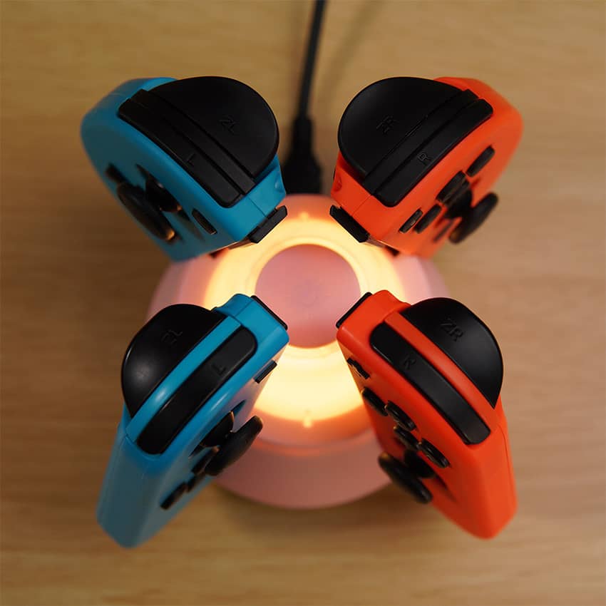 ĐẾ SẠC JOY-CON KIÊM ĐÈN NGỦ CHO NINTENDO SWITCH IINE L404 Màu Đen