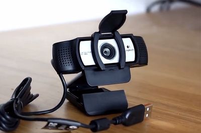 Thiết kế Webcam Logitech C930E