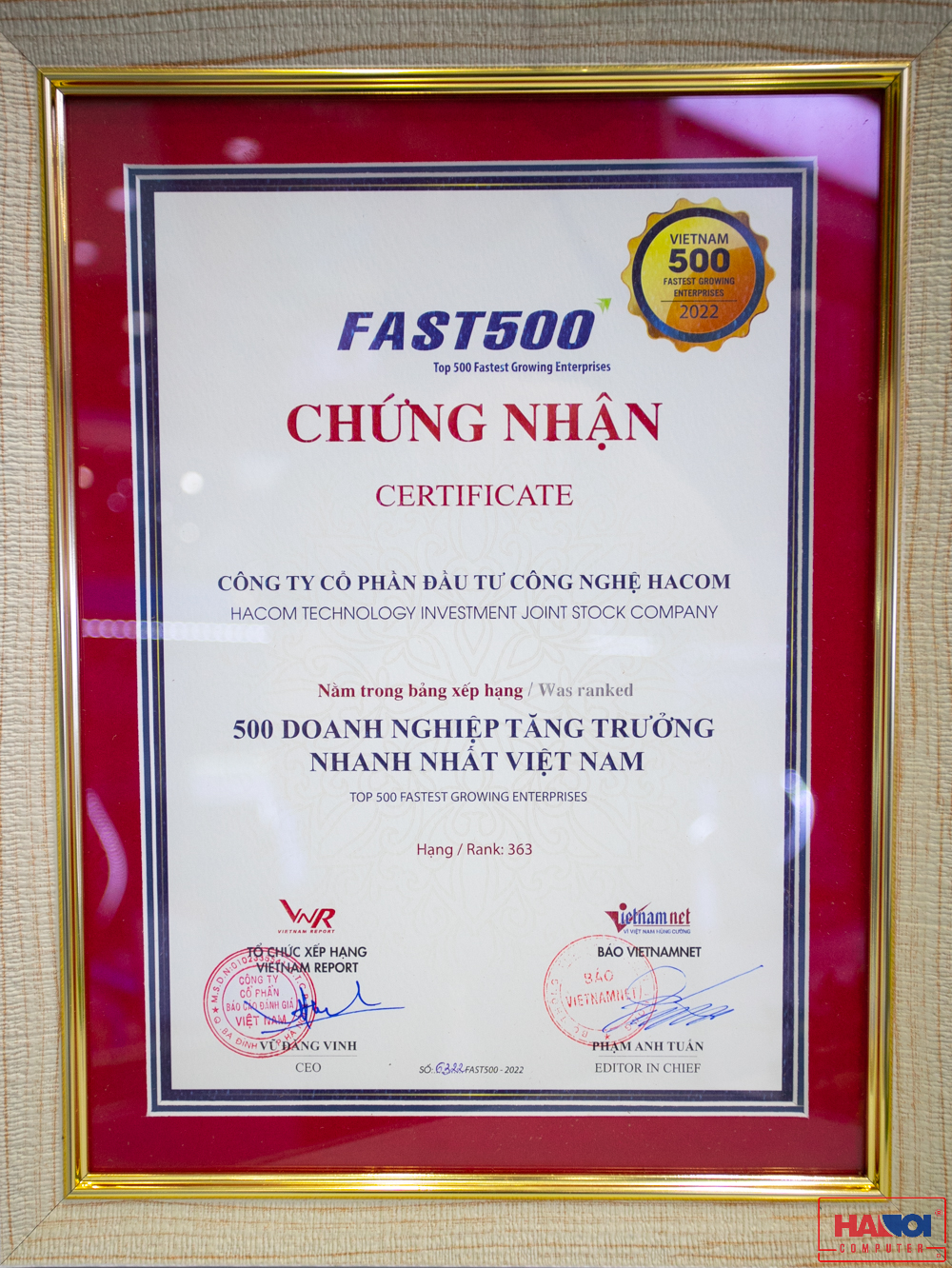 Con người HACOM đạt chứng nhận Top 500 thương hiệu tăng trưởng nhanh nhất Việt Nam