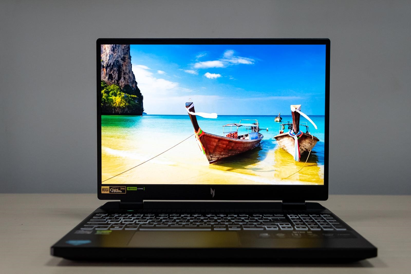 ACER Nitro 16 Phoenix AN16-41-R5M4